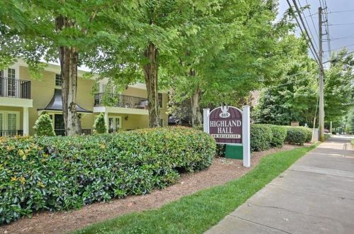 869 Briarcliff Rd, Atlanta GA  30306-4030 exterior