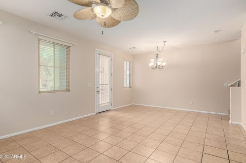 2144 77 Dr, Phoenix AZ 85035-5111 exterior