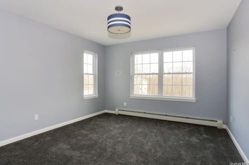 197 Elise Dr, Middletown NY 10941 exterior