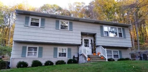 20 Highland Ave, Andover NJ  07821-2202 exterior