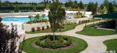 1034 Savoy Dr, Huntington Station NY 11747-5282 exterior