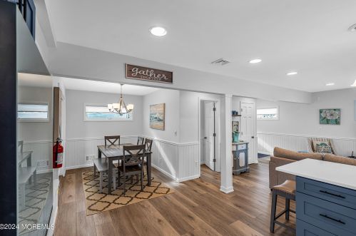 125 Throssell Rd, Lavallette NJ 08735-3230 exterior