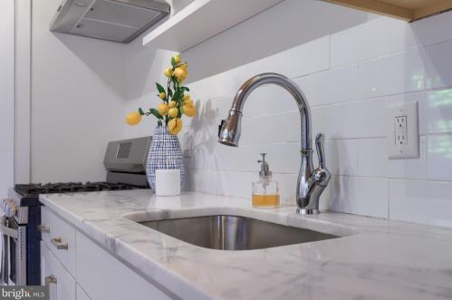 914 Plum St, Lancaster PA  17602-1938 exterior