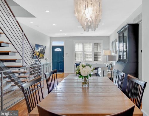 2011 Brown St, Philadelphia PA 19123-2256 exterior