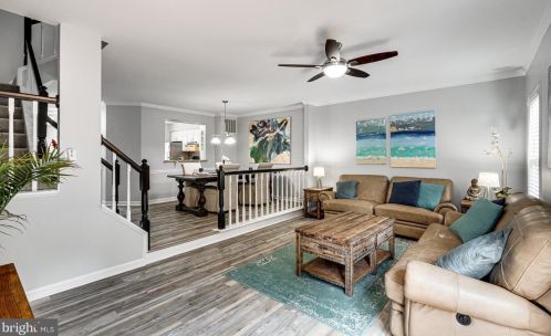 5319 Buxton Ct, Alexandria VA 22315-4760 exterior