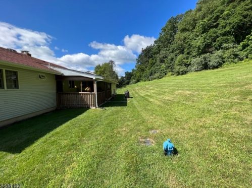 533 Rockport Rd, Hackettstown NJ 07840-5224 exterior