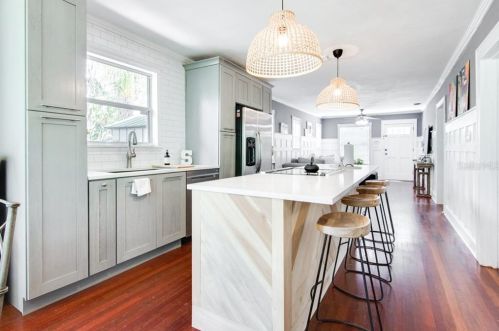 113 Cayuga St, Tampa FL 33603-3645 exterior