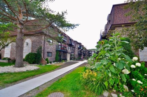 7600 Lawrence Ave, Chicago, IL 60706-3441