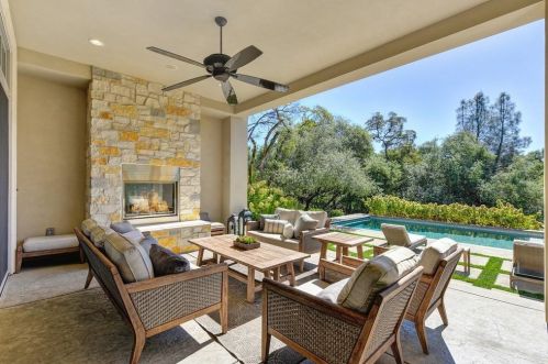 5251 Da Vinci Dr, Folsom CA  95762 exterior