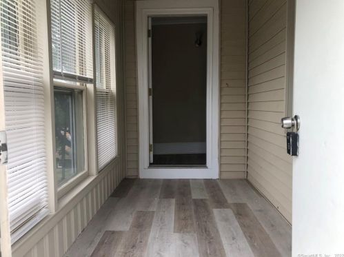 33 Sunrise Ave, New Britain CT  06051-2120 exterior