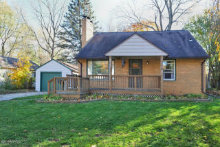 2302 Glendale Blvd, Kalamazoo, MI 49004-1758