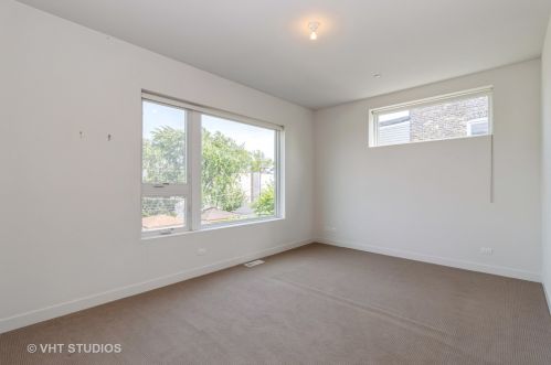 2629 Hamlin Ave, Chicago IL 60647-1009 exterior