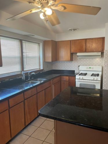 4310 Iowa St, Chicago IL 60651-3420 exterior