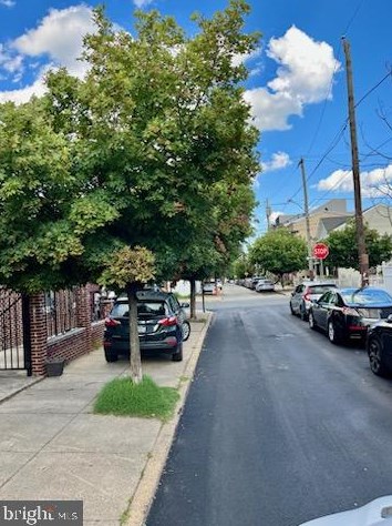 524 Manton St, Philadelphia PA  19147-5217 exterior