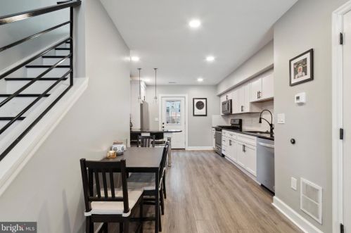 1304 Cleveland St, Philadelphia PA  19146-4605 exterior