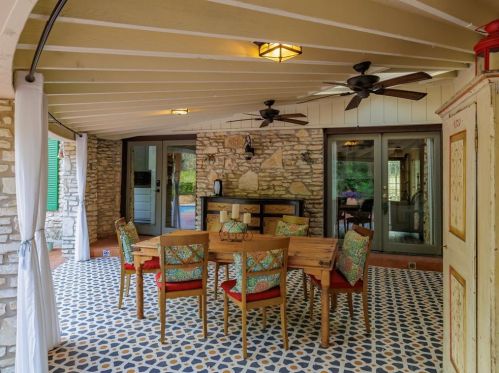 9604 Flintrock Cir, Austin TX 78737-1113 exterior