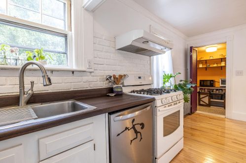 59 Stone St, Concord NH  03301-2766 exterior