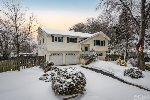 2 Throckmorton Ct, Old Bridge NJ 08857 exterior