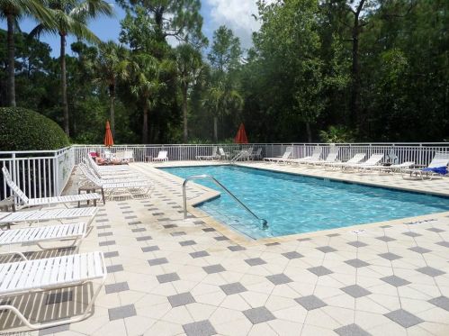 857 Carrick Bend Cir, Naples FL  34110-3609 exterior