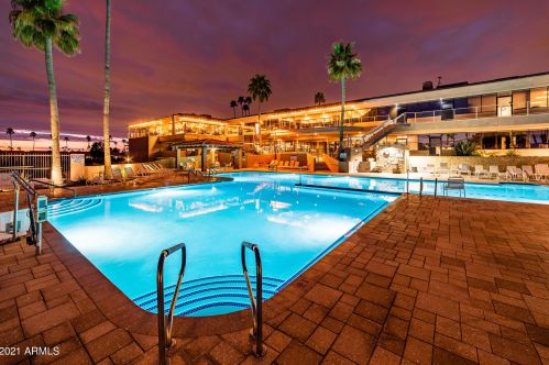 6240 Championship Dr, Chandler AZ 85249-4309 exterior