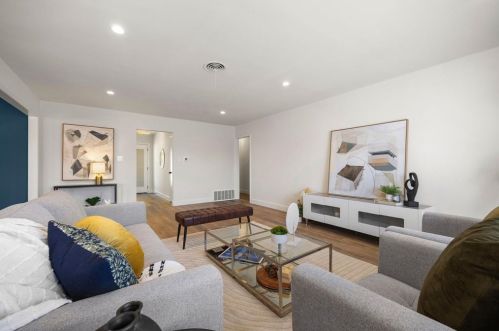 1909 Belford Dr, Austin TX 78757-8205 exterior