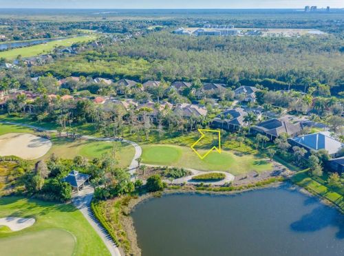 7682 Mulberry Ln, Naples FL exterior