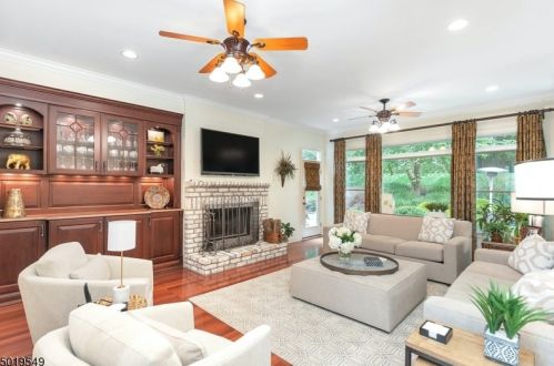 3 Park Rdg Ct, Chester NJ 07930-3016 exterior