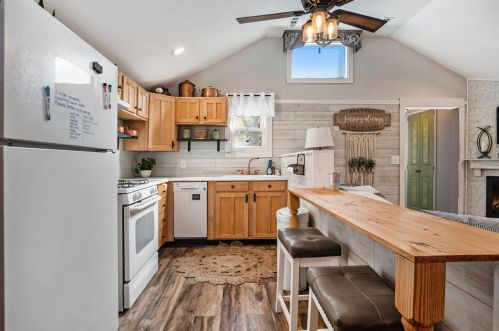 3881 Allegan Dm Rd, Allegan MI 49010-8930 exterior