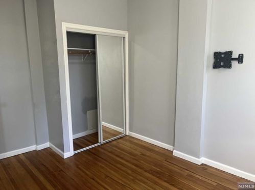 540 Kipp St, Teaneck NJ  07666-1632 exterior