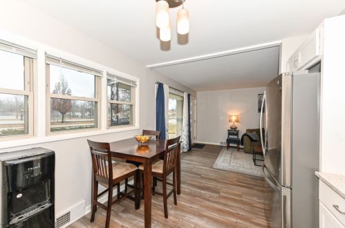 5622 Montana St, Milwaukee WI  53219-3164 exterior