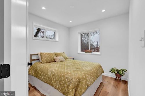 5112 Southern Ave, Washington DC 20019-5848 exterior