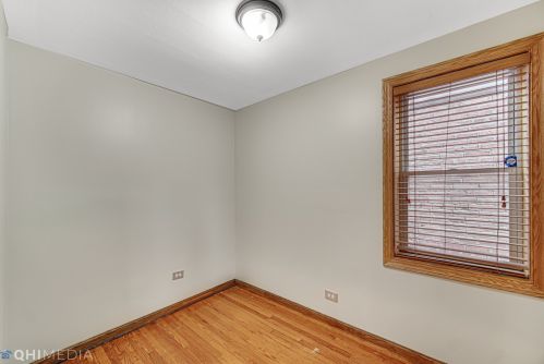 3244 Hamilton Ave, Chicago IL 60625-1403 exterior