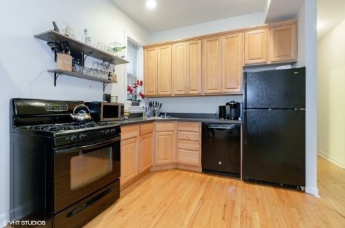 4410 Dover St, Chicago IL 60640-5529 exterior