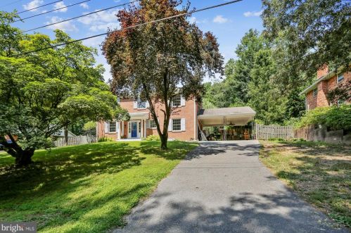 521 Scott Dr, Silver Spring, MD 20904-1066