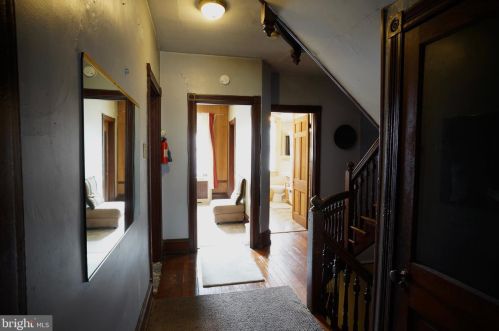 1233 58 St, Philadelphia PA 19131-4108 exterior