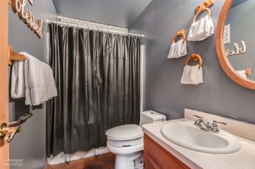 420 Oneida St, Joliet IL 60435-6846 exterior