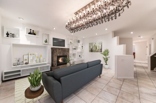 5030 Mozart St, Chicago, IL 60625-3616