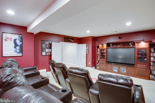 16803 Blue Indigo Ct, Accokeek MD 20607-3484 exterior