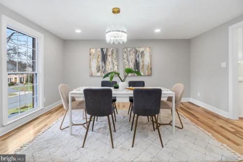 8916 Copenhaver Dr, Rockville MD  20854-3009 exterior