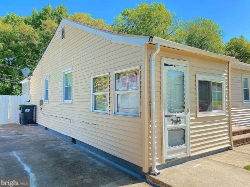 118 Robinson Dr, New Castle, DE 19720-1824