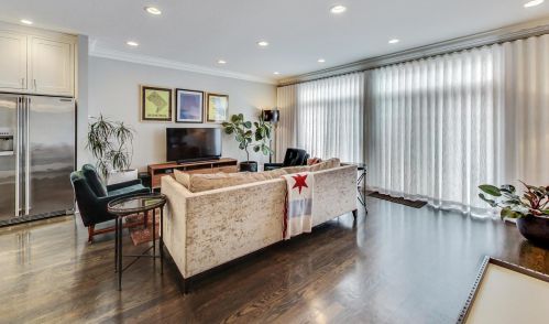 3216 Albany Ave, Chicago IL 60618-5702 exterior