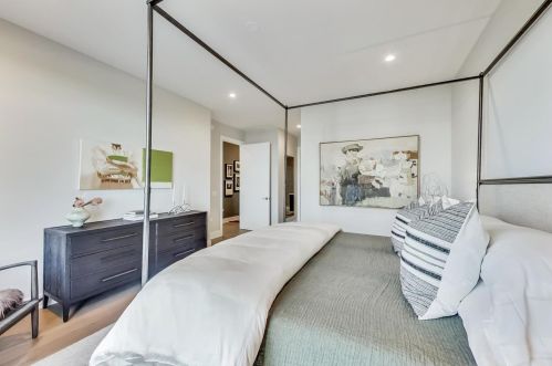 1701 Webster Ave, Chicago IL 60614 exterior