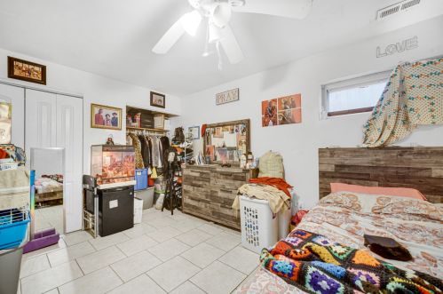 7952 Greenwood Ave, Chicago IL 60619-7096 exterior