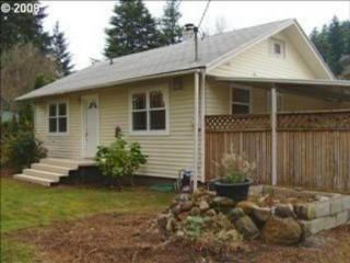 2735 111 Ave, Portland OR  97266-1107 exterior