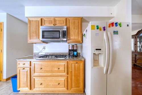 7249 97, Milwaukee WI 53225-2504 exterior