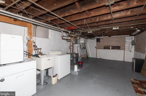 4445 Fleming St, Philadelphia PA 19128-4809 exterior