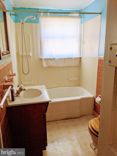 156 Bonsall Ave, Manor PA 19036-1312 exterior