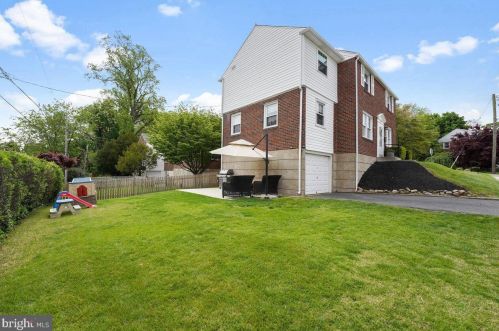 201 School Ln, Media, PA 19064-2537