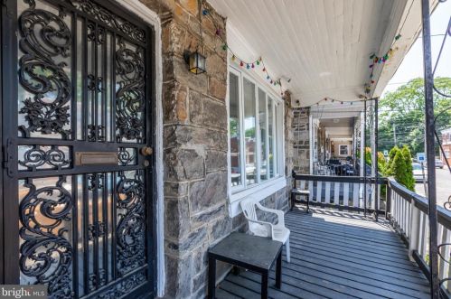 47 7 St, Darby PA 19023-2432 exterior