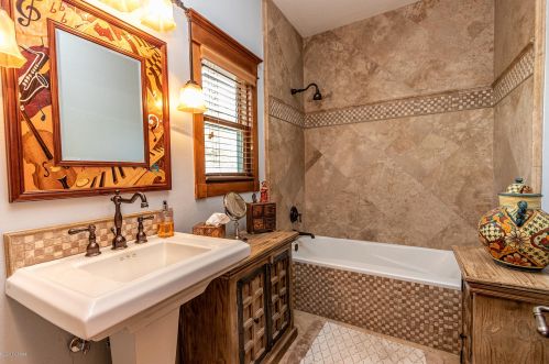 500 3 Ave, Tucson AZ 85705-5750 exterior